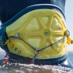 HARNAIS KITESURF MANERA EXO JAUNE -Surf Sportif 0000 calque 4 07 09 2018 15 53 40