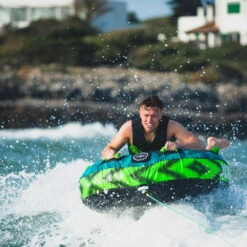 BOUEE TRACTEE HOTSEAT JOBE VERT 1 PERSONNE -Surf Sportif 12 11 12 2019 15 46 03