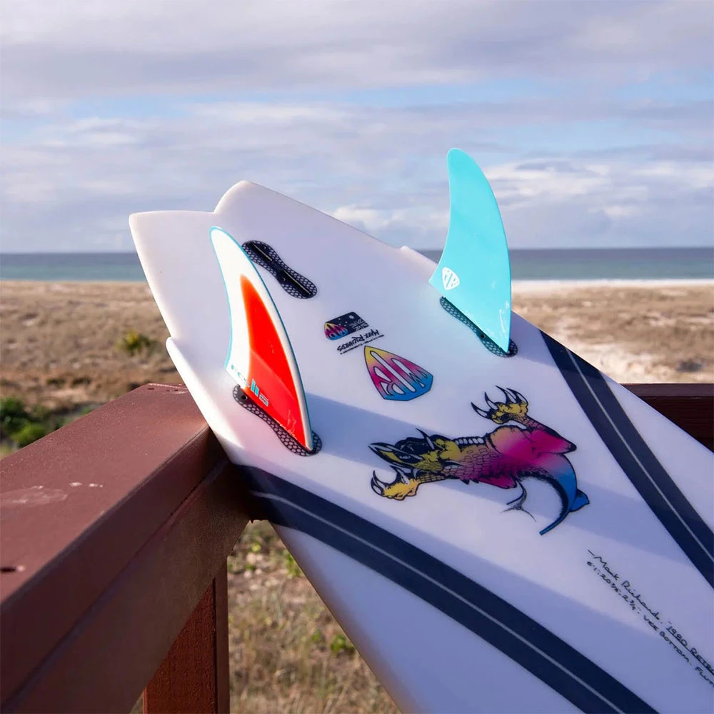 AILERON SURF FCS II MR FREERIDE TWIN BLUE/RED/WHITE 5 AILERON SURF FCS II MR FREERIDE TWIN BLUE/RED/WHITE – Image 5