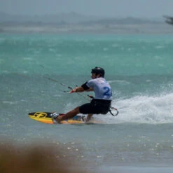 PLANCHE F-ONE SPEED GUN ALEX CAIZERGUES PRO MODEL -Surf Sportif f3 16 07 2019 15 08 09