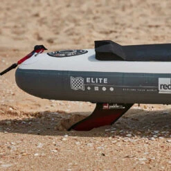 Red Paddle Co. SUP GONFLABLE RED PADDLE ELITE 12.6 2022 -Surf Sportif redpaddleco 126 x 28 elite inflatable paddle board desktop gallery fins 19 11 2020 18 03 57