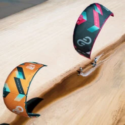 AILE DE KITESURF ELEVEIGHT RS V7 ORANGE 2023 -Surf Sportif rs v7 2 13 03 2023 15 31 18