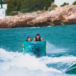 BOUEE TRACTEE JOBE KICK FLIP 2 PERSONNES -Surf Sportif sans titre 47 24 12 2019 11 37 49