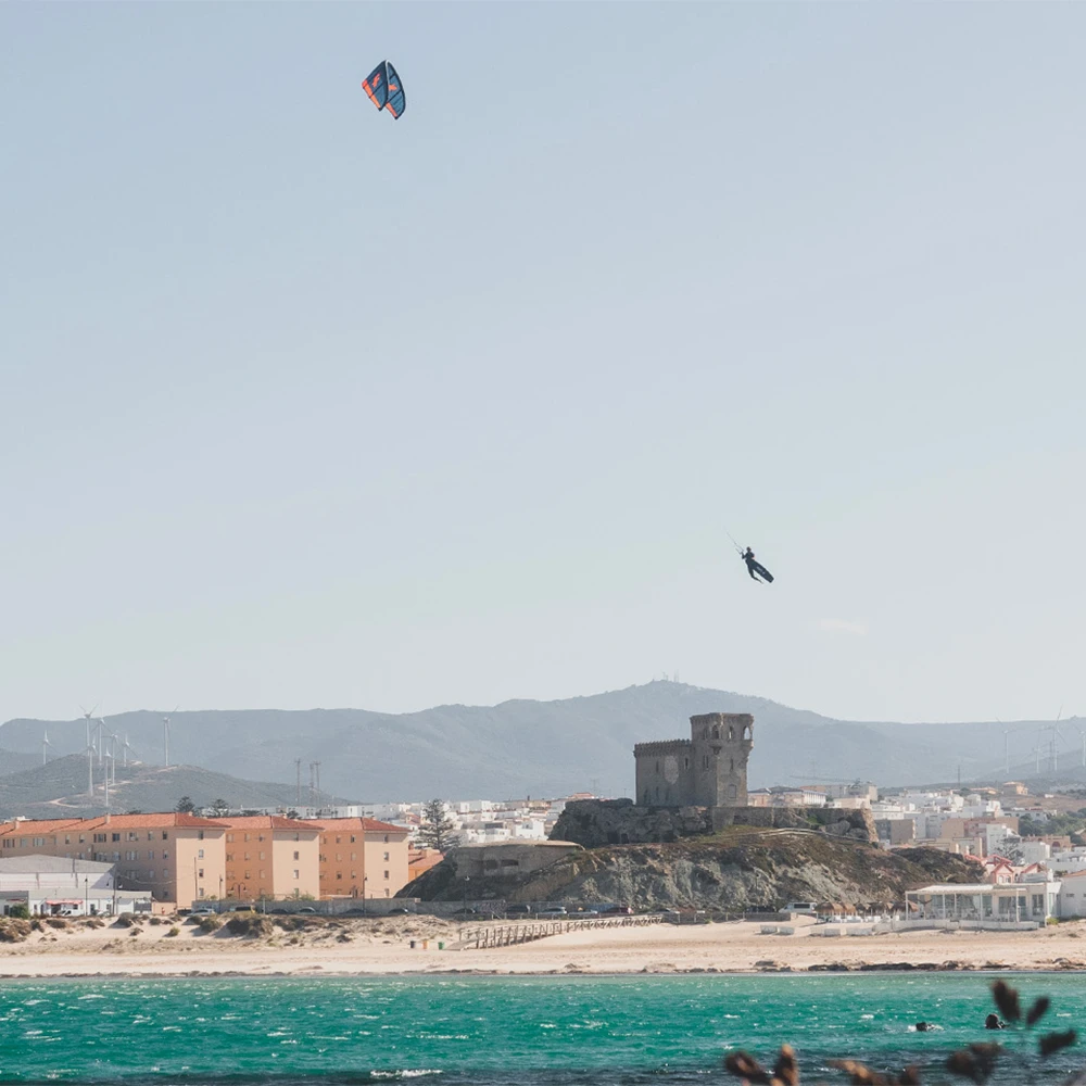 AILE DE KITESURF F-ONE TRIGGER 2023 ABYSS/FLAME 1 AILE DE KITESURF F-ONE TRIGGER 2023 ABYSS/FLAME